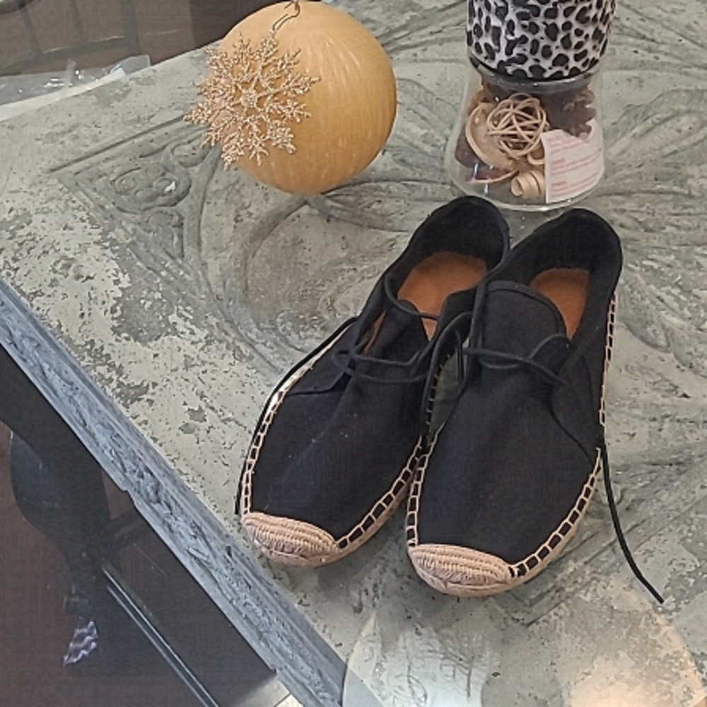 GAP WOMENS LACE UP ESPADRILLES SIZE 11